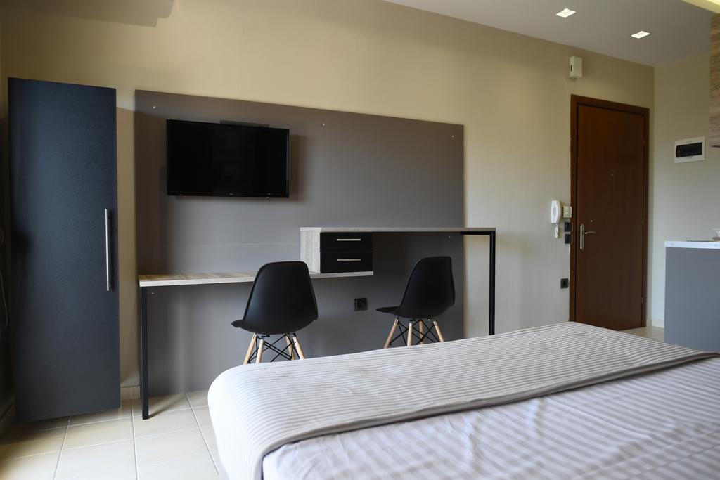 4 Seasons Luxury *